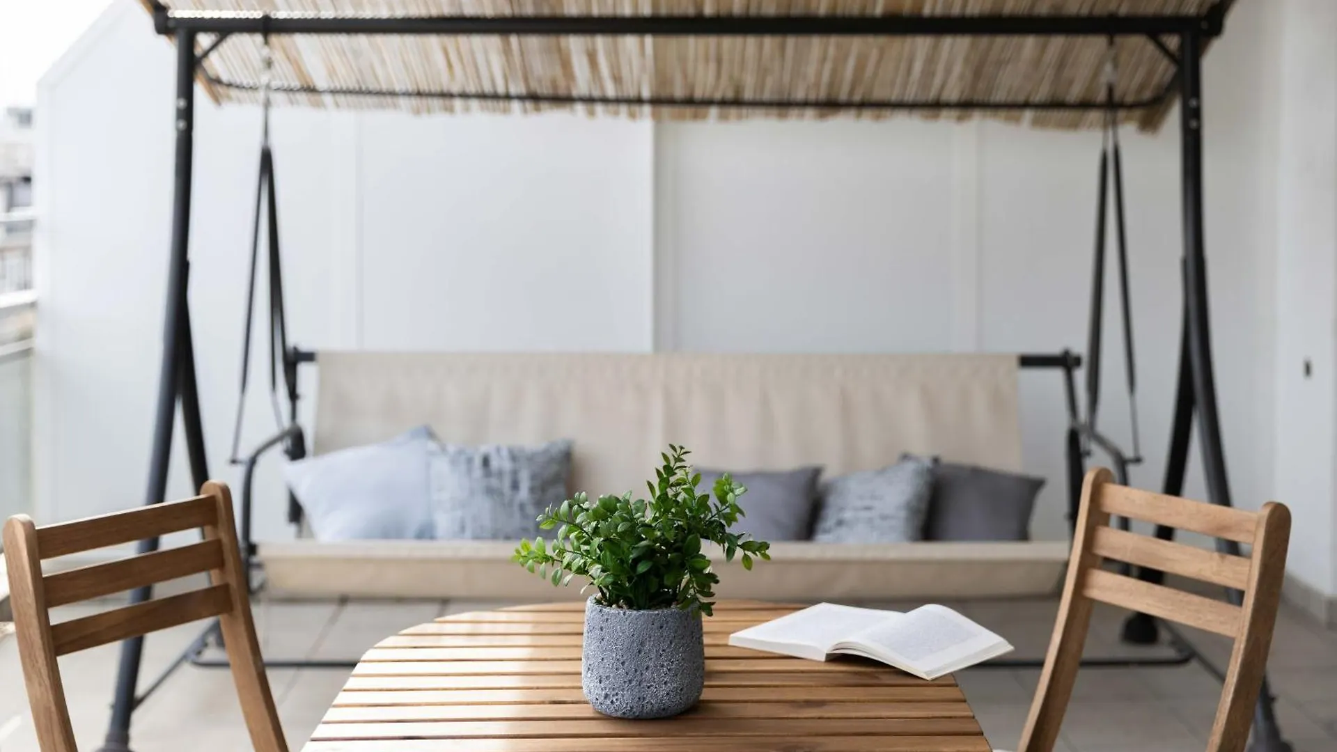 Sunset Sky Lounge - Chic Penthouse In Thessaloniki Διαμέρισμα